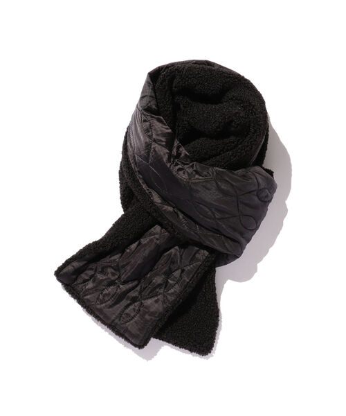 BEAMS PLUS（ビームスプラス）の「BEAMS PLUS / ボア キルト マフラー（マフラー・メンズ・ブラック/オリーブ・ONE SIZE）」の5枚目の写真