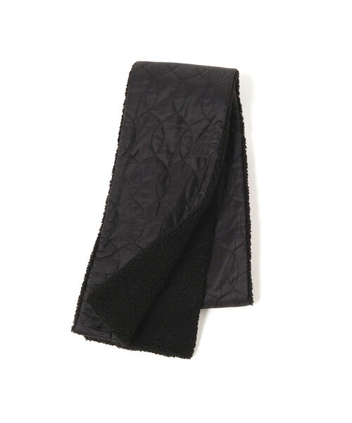 BEAMS PLUS（ビームスプラス）の「BEAMS PLUS / ボア キルト マフラー（マフラー・メンズ・ブラック/オリーブ・ONE SIZE）」の9枚目の写真