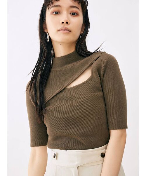 MURUA(ムルーア)の「変形ネックタートルニット(ニット/セーター・レディース・ブラック/ブラウン/アイボリー/モカ・FREE)」の21枚目の写真