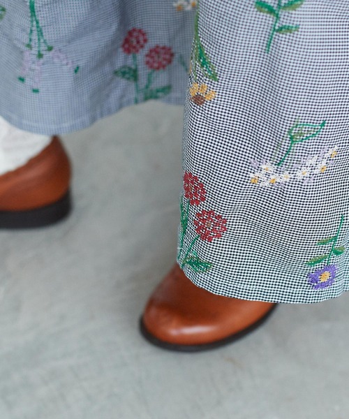 chambre de charme(シャンブルドゥシャーム)の「cdc お花図鑑刺繍 タック衿ワンピース(ワンピース・レディース・チェック・FREE)」の12枚目の写真