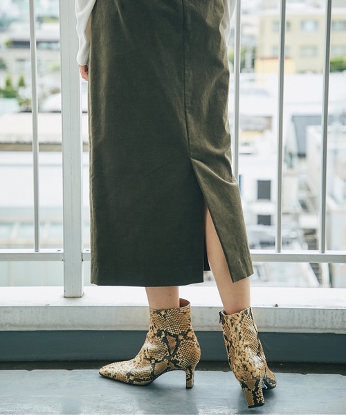 FABIO RUSCONI（ファビオルスコーニ）の「【FABIO RUSCONI(ファビオルスコーニ)】スクエアプリントショートブーツ（ブーツ・レディース・ベージュ・38/36/37）」の17枚目の写真