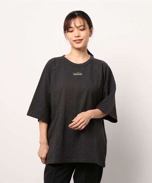 SEVENDAYS=SUNDAY（セブンデイズサンデイ）の「MOVIEGOERS刺繍5分袖ラグランTEE　＊（Tシャツ/カットソー・レディース・オフホワイト/ブラック/グリーン/ブルー・M/L）」の6枚目の写真