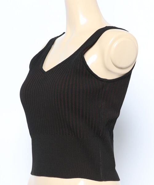 TRUNC（トランクエイティーエイト）の「Switch Knitting TOPS（タンクトップ・レディース・ブラック/ブラウン/ベージュ・FREE）」の13枚目の写真