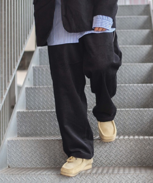 WEGO(ウィゴー)の「WEGO/コーデュロイワイドパンツ(チノパンツ・メンズ・ブラック/ベージュ・MEDIUM/LARGE)」の1枚目の写真