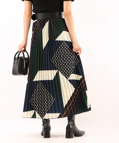 FUNALIVE（ファンアライブ）の「PULUTOARLE ﾊﾟｯﾁﾜｰｸﾌﾟﾘﾝﾄﾌﾟﾘｰﾂｽｶｰﾄ（スカート・レディース・カーキ/モカ・L/M）」の9枚目の写真