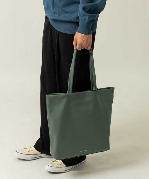 ITEMS URBANRESEARCH（アイテムズ アーバンリサーチ）の「フェイクレザー トートバッグ（トートバッグ・メンズ・ブラウン/グリーン/ブラック・-）」の16枚目の写真
