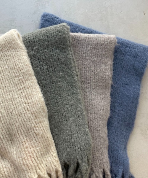 CAPRICIEUX LE'MAGE（カプリシューレマージュ）の「リサイクルフリンジストール（マフラー・レディース・アイボリー/ライトグレー/セージグリーン/ブルー・ONE SIZE）」の11枚目の写真