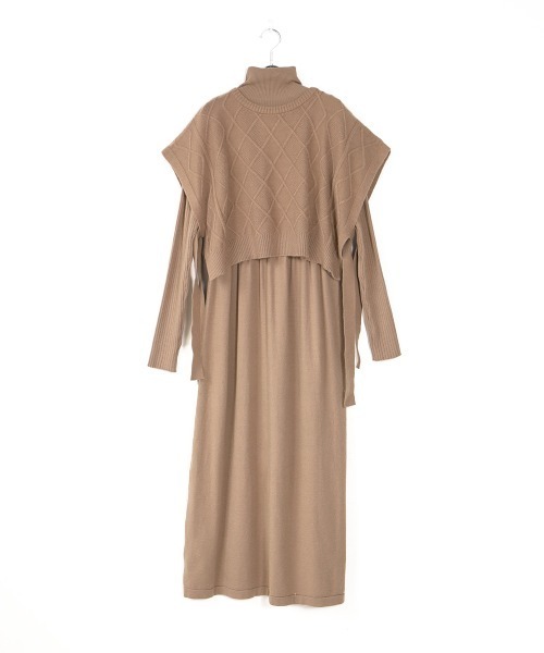 Bab（バブ）の「ケーブルトップ＆タートルニットワンピースセット（ワンピース・レディース・アイボリー/チャコールグレー/モカ/ライトブルー・38）」の10枚目の写真