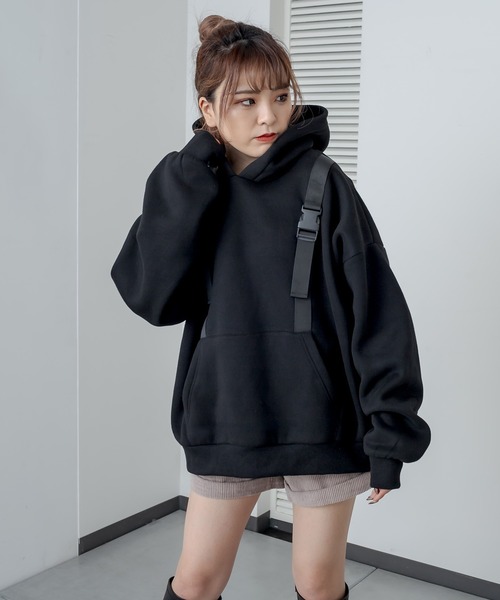RASVOA(ラスボア)の「アジャスターバックルパーカー(パーカー・レディース・ブラック/オフホワイト・FREE)」の3枚目の写真