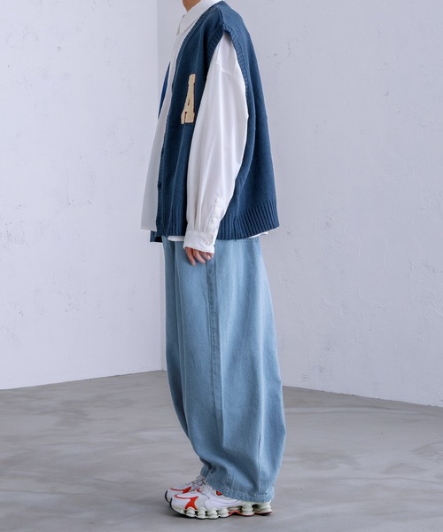 Adoon plain（アドーンプレーン）の「【Adoon plain】ニットベスト（ベスト・メンズ・ベージュ/ダークブルー・LARGE/MEDIUM）」の18枚目の写真