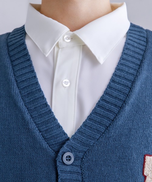 Adoon plain（アドーンプレーン）の「【Adoon plain】ニットベスト（ベスト・メンズ・ベージュ/ダークブルー・LARGE/MEDIUM）」の5枚目の写真