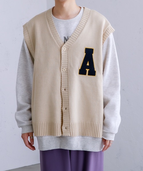 Adoon plain（アドーンプレーン）の「【Adoon plain】ニットベスト（ベスト・メンズ・ベージュ/ダークブルー・LARGE/MEDIUM）」の12枚目の写真