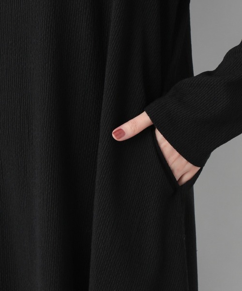 e/rm（イーアールエム）の「【e/rm】テクスチャーカタパフワンピース　235182（ワンピース・レディース・ベージュ/グリーン系その他4/ブラック/ライトベージュ/その他/ナチュラル/ブラウン/ネイビー/アイボリー/ライトグリーン・FREE）」の18枚目の写真