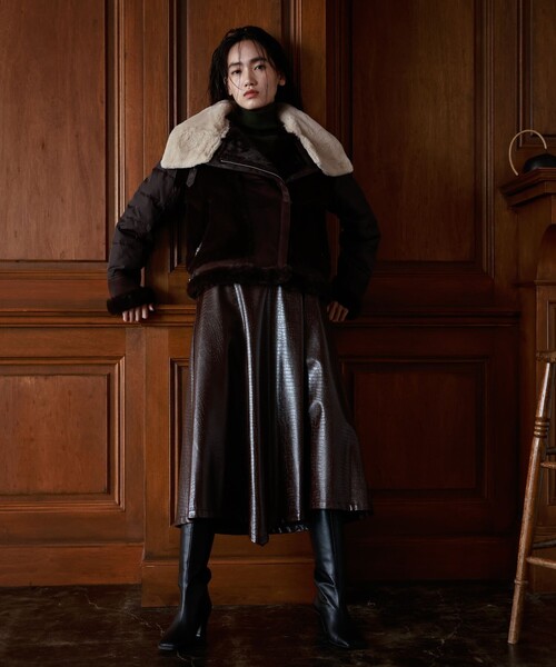 LOVELESS(ラブレス)の「ブラウンエコファーコンビラーダースダウン(ブルゾン・レディース・ブラウン系その他5・34/36)」の2枚目の写真