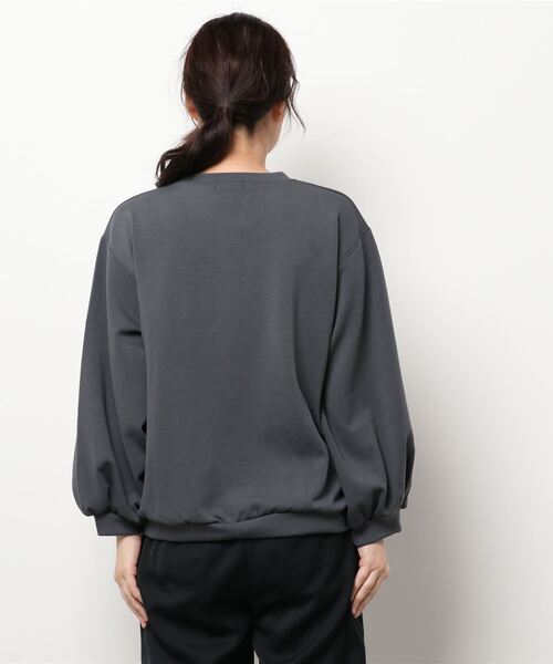 reca（レカ）の「ボリュームスリーブショート丈プルオーバー（Tシャツ/カットソー・レディース・ブラック/チャコールグレー/モカ・FREE）」の4枚目の写真