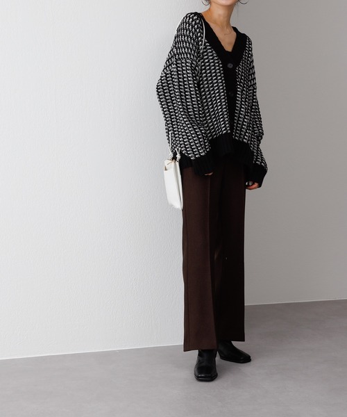 COLONY 2139（コロニートゥーワンスリーナイン）の「綿アクリルバイカラージャガードニットカーディガン（カーディガン/ボレロ・レディース・ブラック/オフホワイト・FREE）」の20枚目の写真