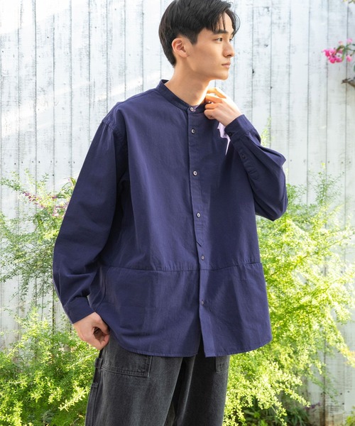 niko and...（ニコアンド）の「コットンツイルバンドカラーシャツ（シャツ/ブラウス・メンズ・ベージュ/ネイビー/イエロー/アイボリー・MEDIUM/LARGE）」の4枚目の写真