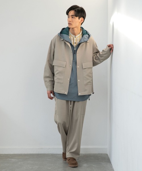 niko and...（ニコアンド）の「コットンツイルバンドカラーシャツ（シャツ/ブラウス・メンズ・ベージュ/ネイビー/イエロー/アイボリー・MEDIUM/LARGE）」の13枚目の写真