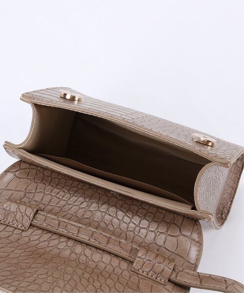 RAY CASSIN（レイカズン）の「型押しフラップショルダーバッグ（ボストンバッグ・レディース・ブラック/ベージュ/キナリ・FREE）」の9枚目の写真