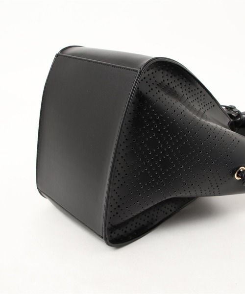 LITTLE ACCESSORIES（リトルアクセサリーズ）の「マルチWAY　パンチングバッグ（ショルダーバッグ・レディース・ブラック/グレイッシュベージュ/ライトイエロー・フリー）」の20枚目の写真