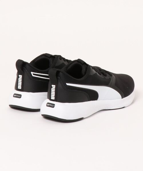 PUMA(プーマ)の「PUMA プーマ ユニセックス ソフトライド フィール WIDE ランニングシューズ(スニーカー・メンズ・ブラック×ホワイト/ブラック×グレー/ブラック・25.5cm/23.5cm/24.5cm/25.0cm/26.0cm/24.0cm/23.0cm/22.5cm/27.0cm/29.5cm/29.0cm/27.5cm/26.5cm/28.5cm/28.0cm/22.0cm/30.0cm)」の4枚目の写真