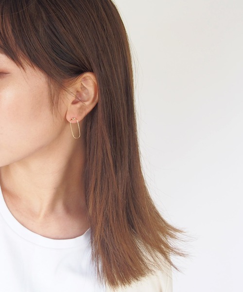mille blanc(ミルブラン)の「【日本製】ラインピアス(ピアス(両耳用)・レディース・ゴールド系その他2/シルバー系その他2/シルバー・FREE)」の3枚目の写真