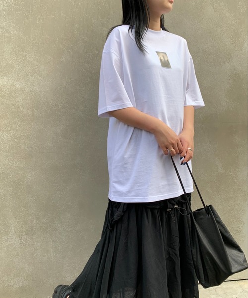 A DEGREE FAHRENHEIT(エーディグリーファーレンハイ)の「【ユニセックス商品】CORSAオーバーサイズT(Tシャツ/カットソー・メンズ・ホワイト/ブラック・MEDIUM/LARGE/FREE)」の10枚目の写真