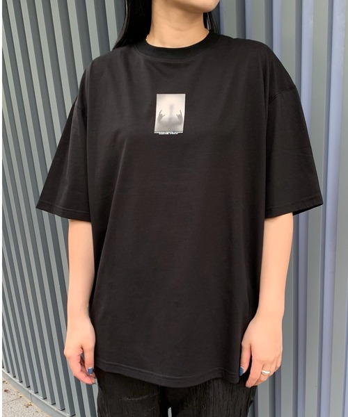 A DEGREE FAHRENHEIT(エーディグリーファーレンハイ)の「【ユニセックス商品】CORSAオーバーサイズT(Tシャツ/カットソー・メンズ・ホワイト/ブラック・MEDIUM/LARGE/FREE)」の15枚目の写真