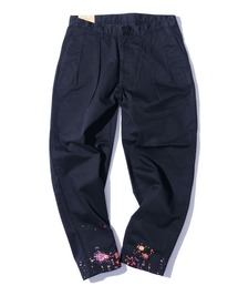 2AM（ツーエイエム）の「SEVEN BY SEVEN/セブン バイ セブン TAPERD CHINO TROUSERS- Splash Paint Embroidery-（スラックス・メンズ）」