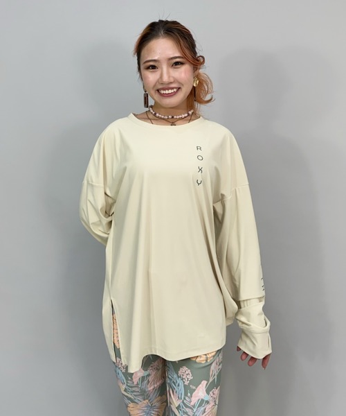 ROXY（ロキシー）の「ROXY/ロキシー  水陸両用ビッグシルエット/オーバーサイズバックプリントロンT/ロングスリーブTEE/長袖ラッシュガード  RLY222050（ラッシュガード・レディース・ホワイト/ベージュ/パープル・M/L）」の19枚目の写真