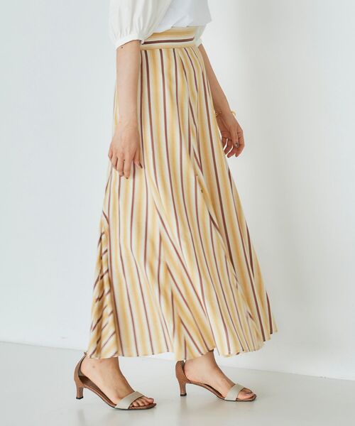 le.coeur blanc(ルクールブラン)の「ドビーストライプフレアスカート(スカート・レディース・パープル系その他/イエロー系その他・38)」の13枚目の写真