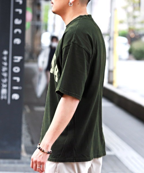 LUXSTYLE(ラグスタイル)の「ケミカル加工カレッジロゴプリントTシャツ(Tシャツ/カットソー・メンズ・ベージュ/ネイビー/チャコール・M/L)」の11枚目の写真