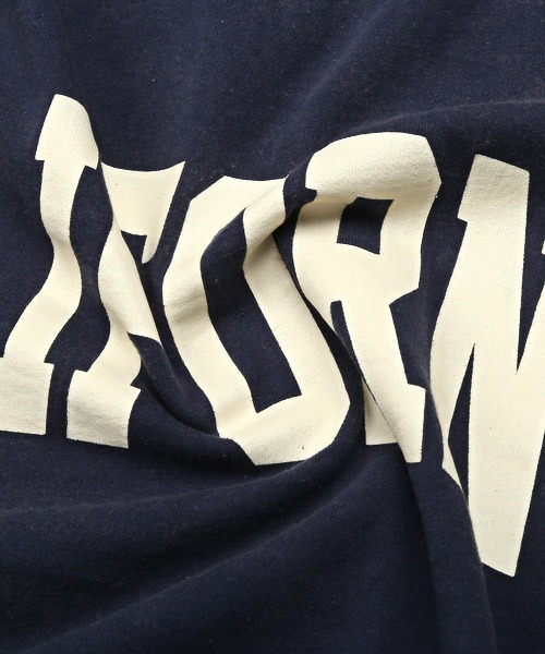 LUXSTYLE(ラグスタイル)の「ケミカル加工カレッジロゴプリントTシャツ(Tシャツ/カットソー・メンズ・ベージュ/ネイビー/チャコール・M/L)」の14枚目の写真