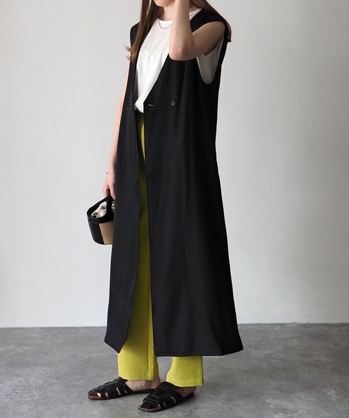 Riberry(リベリー)の「Vネックロングジレ(ベスト・レディース・ブラック/ベージュ・MEDIUM)」の5枚目の写真