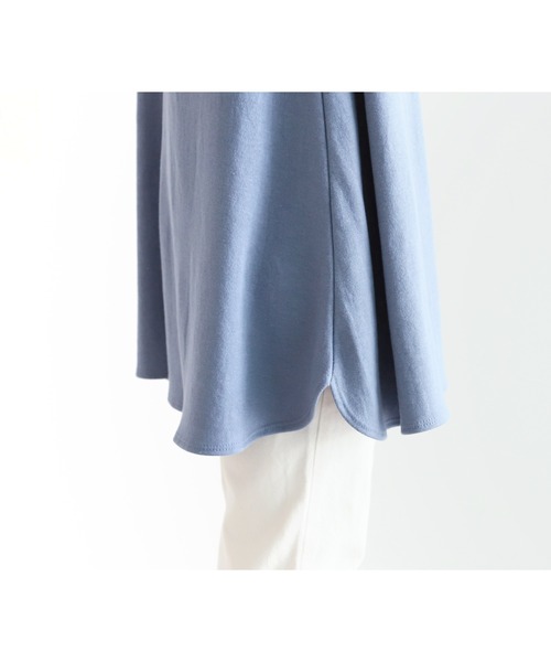 reca(レカ)の「袖パール付きフレアチュニックカットソー(Tシャツ/カットソー・レディース・ブラック/ブルー系その他/グレイッシュベージュ・FREE)」の22枚目の写真