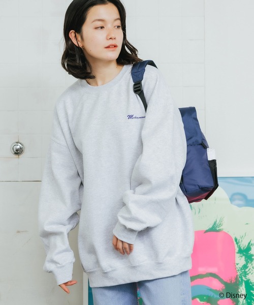 MICKEY MOUSE（ミッキーマウス）の「ROOPTOKYO別注:<MICKEY> CREWNECK SWEAT クルーネックスウェット（スウェット・レディース・ホワイト/ゴールド/アッシュ・M/L/XL）」の22枚目の写真