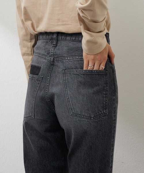 SHENERY（シーナリー）の「カットオフストレートデニムパンツ(Black)（デニムパンツ・レディース・ブラック・38/36）」の10枚目の写真