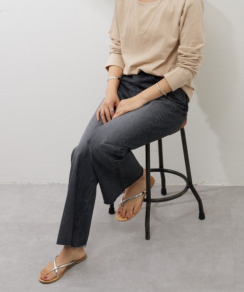 SHENERY（シーナリー）の「カットオフストレートデニムパンツ(Black)（デニムパンツ・レディース・ブラック・38/36）」の8枚目の写真