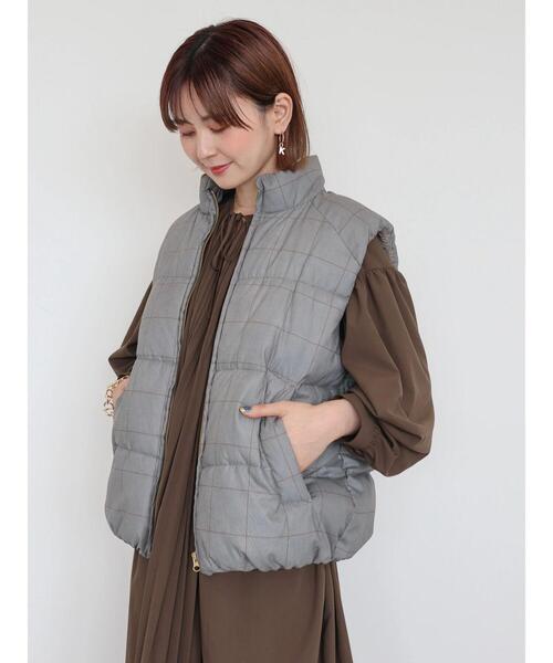AMERICAN HOLIC（アメリカンホリック）の「中綿スタンドベスト（ダウンベスト・レディース・チャコールグレー/ベージュ/チェック・M/L）」の21枚目の写真