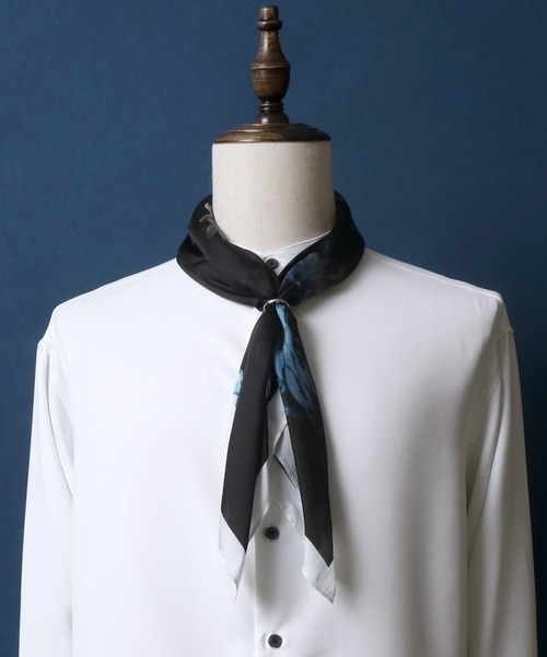 ANPAS（アンパス）の「Total Pattern Print Scarf/総柄プリント リング付きスカーフ（バンダナ/スカーフ・メンズ・ホワイト系その他/ブラック系その他/グレー系その他/ブルー系その他/ブラック系その他2/ブルー系その他2・FREE）」の9枚目の写真