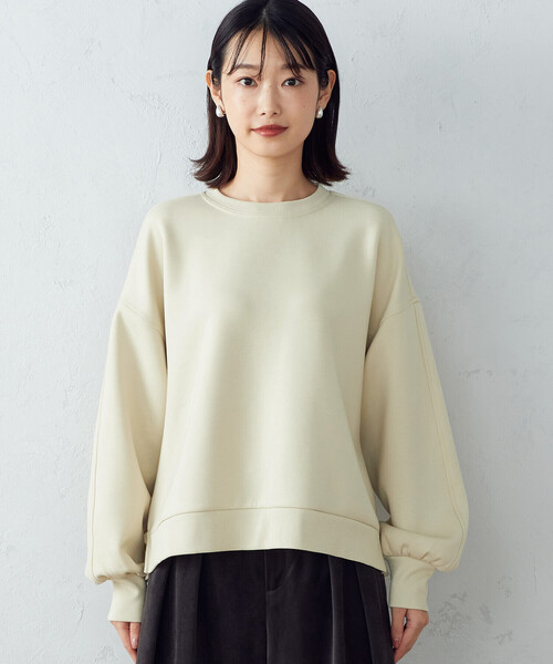 COMME CA ISM(コムサイズム)の「ダンボールニット トレーナー(スウェット・レディース・ブラック/ブルー/ライトイエロー/グレイッシュベージュ・MEDIUM/LARGE)」の15枚目の写真