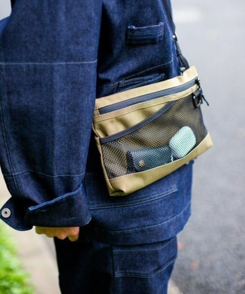 Snow Peak（スノーピーク）の「Everyday Use Sacoche（ショルダーバッグ・メンズ・ブラック/ブラウン/グレー・1）」の10枚目の写真