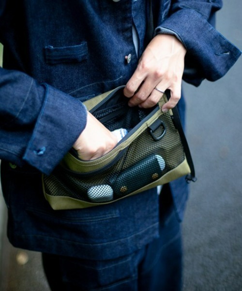 Snow Peak（スノーピーク）の「Everyday Use Sacoche（ショルダーバッグ・メンズ・ブラック/ブラウン/グレー・1）」の11枚目の写真