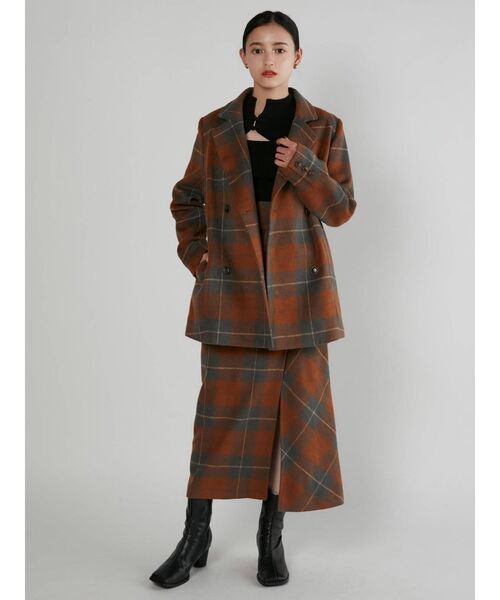 MURUA（ムルーア）の「ナロースリットペンシルスカート（スカート・レディース・モカ/その他1・1/2）」の4枚目の写真