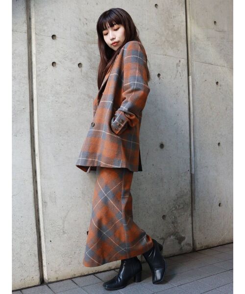 MURUA（ムルーア）の「ナロースリットペンシルスカート（スカート・レディース・モカ/その他1・1/2）」の11枚目の写真