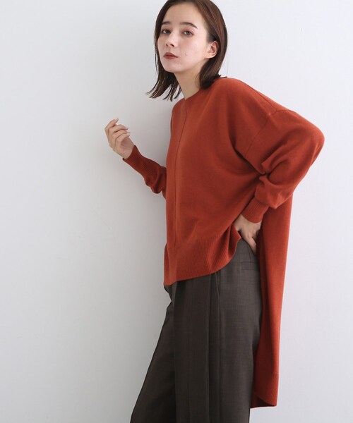 INDIVI(インディヴィ)の「◆【洗える】イレギュラーヘムニット(ニット/セーター・レディース・レンガ/ブラック/グレー系4・34/38)」の3枚目の写真
