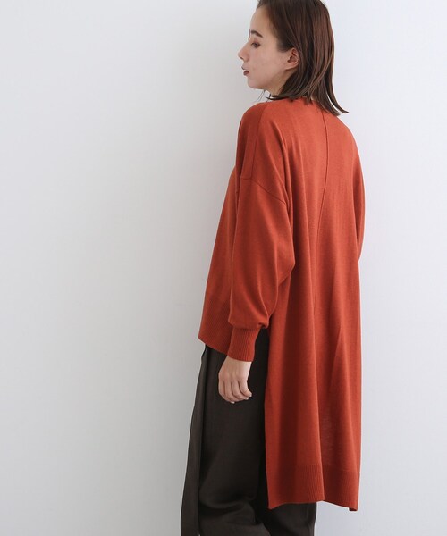 INDIVI(インディヴィ)の「◆【洗える】イレギュラーヘムニット(ニット/セーター・レディース・レンガ/ブラック/グレー系4・34/38)」の12枚目の写真