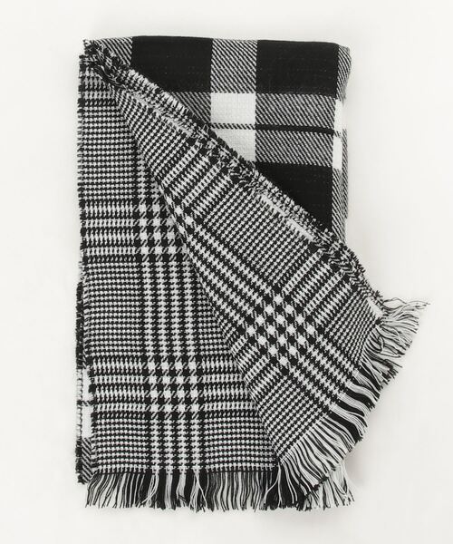 chumchum(チャムチャム)の「Quality 千鳥リバーシブルストール(ストール/ショール・レディース・ブラック系その他/オレンジ系その他/レッド/ブルー系その他・FREE)」の6枚目の写真