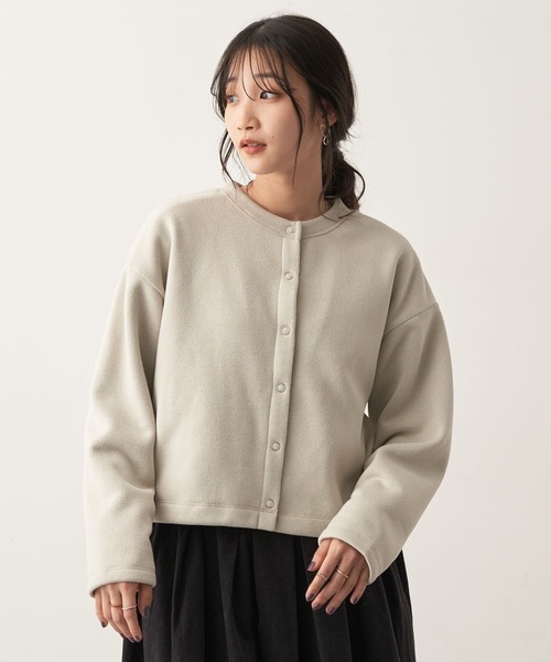 CRAFT STANDARD BOUTIQUE(クラフトスタンダードブティック)の「ニットフリースカーディガン(カーディガン/ボレロ・レディース・グレイッシュベージュ/アイボリー/ブラック/チャコールグレー・FREE)」の2枚目の写真