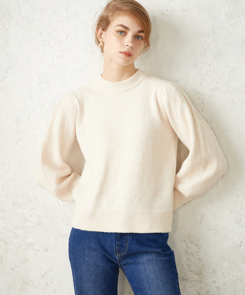 LE SOUK HOLIDAY（ルスークホリデー）の「★春色★レーススリーブニットプルオーバー（ニット/セーター・レディース・オフホワイト/イエロー/ネイビー・M/L）」の2枚目の写真